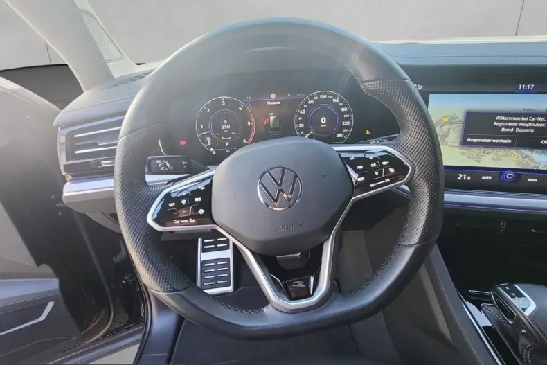 Volkswagen Touareg din 2023 cu 21.493 km - oferta VOL233769 - foto 10