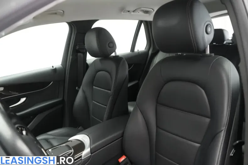 Mercedes-Benz GLC 300 (Clasa GLC) din 2022 cu 90.000 km - oferta MER233770 - foto 10