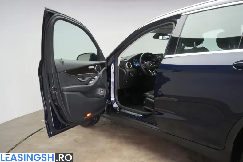 Mercedes-Benz GLC 300 (Clasa GLC) din 2022 cu 90.000 km - oferta MER233770 - foto 11