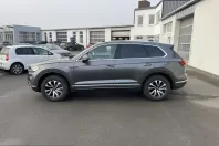 Volkswagen Touareg din 2022 cu 33.006 km - oferta VOL233771 - foto 3