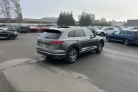 Volkswagen Touareg din 2022 cu 33.006 km - oferta VOL233771 - foto 7