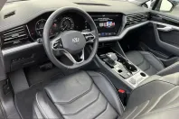 Volkswagen Touareg din 2022 cu 33.006 km - oferta VOL233771 - foto 10