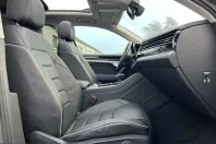 Volkswagen Touareg din 2022 cu 33.006 km - oferta VOL233771 - foto 13