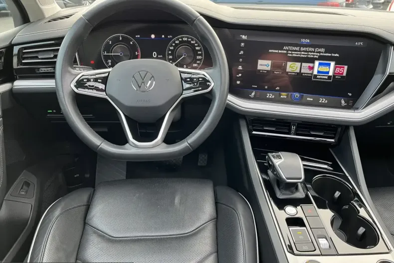 Volkswagen Touareg din 2022 cu 33.006 km - oferta VOL233771 - foto 14