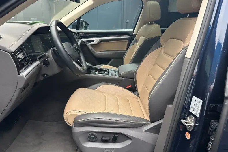 Volkswagen Touareg din 2024 cu 68.000 km - oferta VOL233772 - foto 4