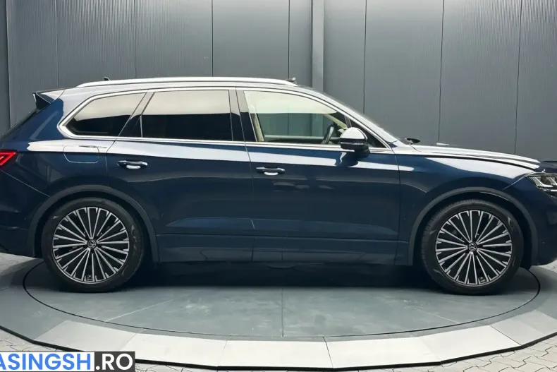 Volkswagen Touareg din 2024 cu 68.000 km - oferta VOL233772 - foto 9