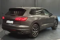Volkswagen Touareg din 2023 cu 72.800 km - oferta VOL233776 - foto 3