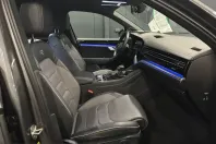 Volkswagen Touareg din 2023 cu 72.800 km - oferta VOL233776 - foto 9