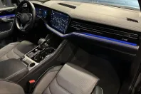 Volkswagen Touareg din 2023 cu 72.800 km - oferta VOL233776 - foto 10