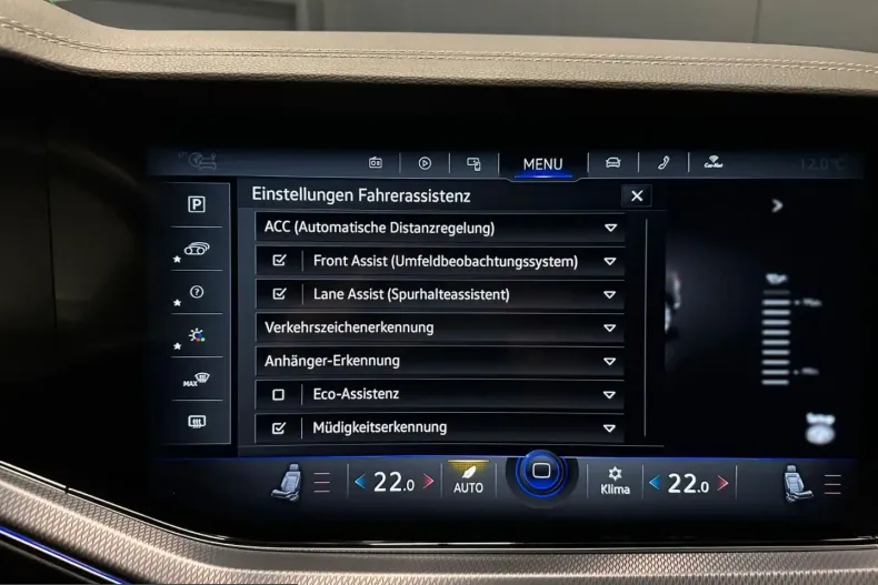 Volkswagen Touareg din 2023 cu 72.800 km - oferta VOL233776 - foto 24
