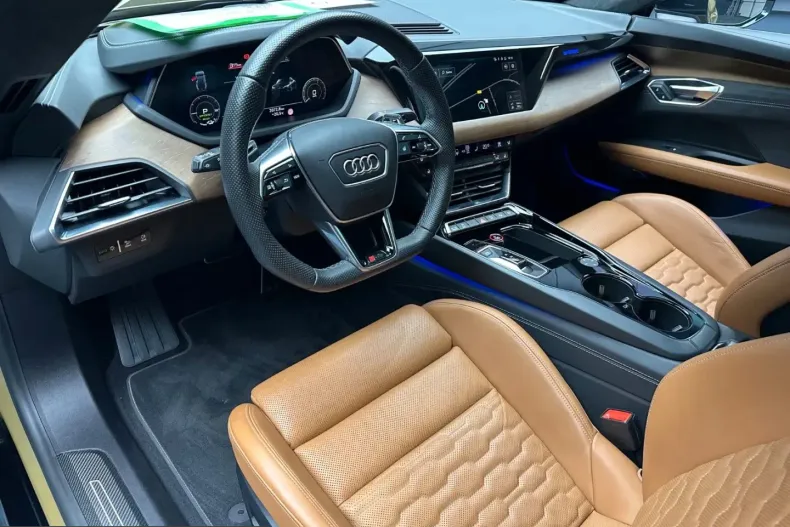 Audi RS e-tron GT din 2022 cu 84.000 km - oferta AUD233779 - foto 17