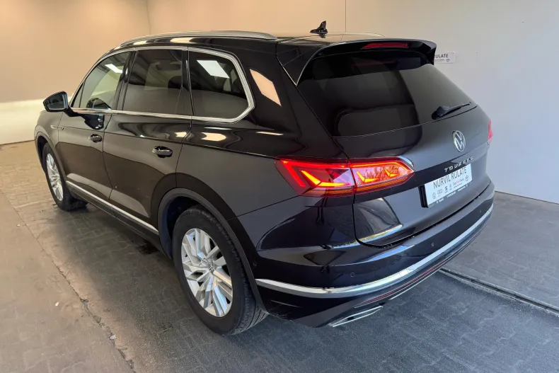 Volkswagen Touareg din 2021 cu 135.000 km - oferta VOL233780 - foto 21