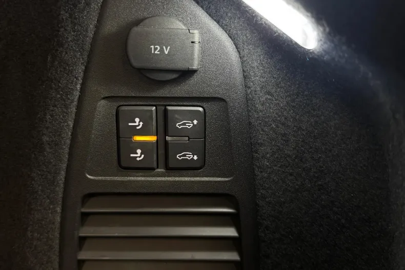 Volkswagen Touareg din 2021 cu 135.000 km - oferta VOL233780 - foto 25