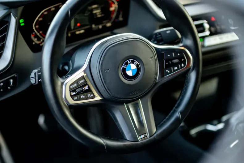 BMW 218i (Seria 2) din 2023 cu 38.200 km - oferta BMW233786 - foto 16