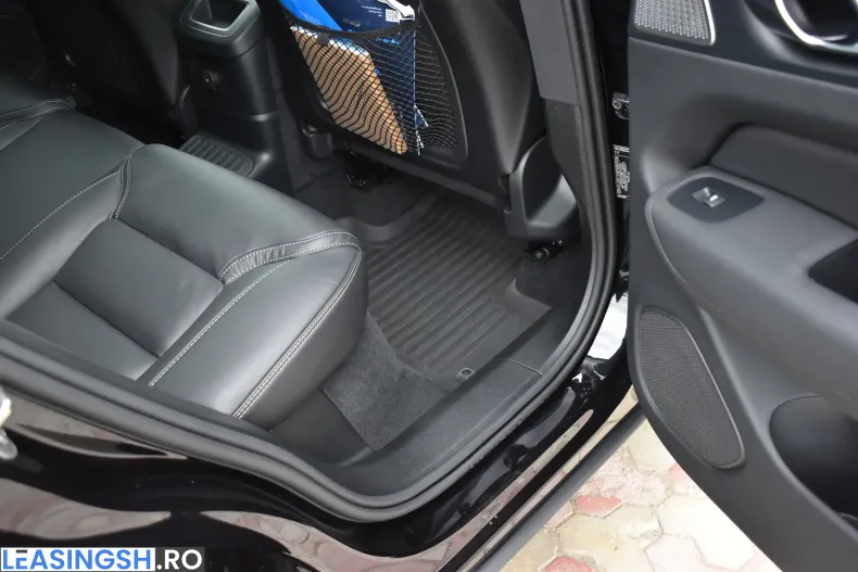Volvo XC60 din 2026 cu 33.308 km - oferta VOL233789 - foto 28