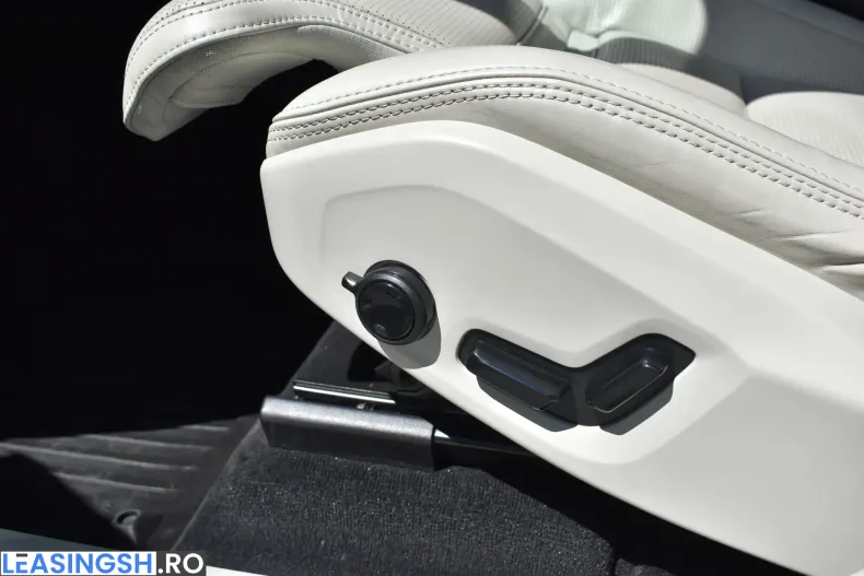 Volvo XC60 din 2023 cu 94.813 km - oferta VOL233790 - foto 22