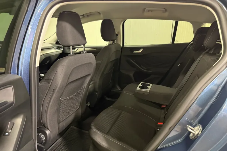 Ford Focus din 2022 cu 70.968 km - oferta FOR233791 - foto 11