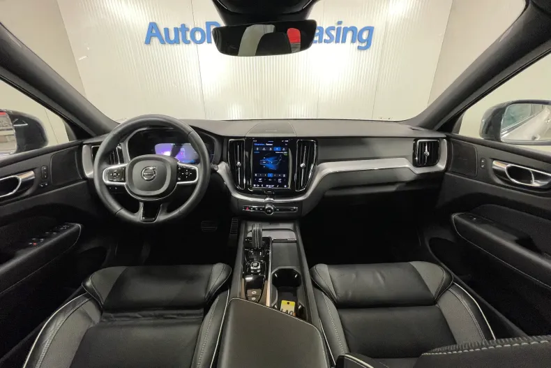 Volvo XC60 din 2021 cu 81.450 km - oferta VOL233797 - foto 7