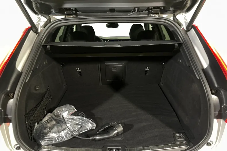 Volvo XC60 din 2021 cu 81.450 km - oferta VOL233797 - foto 13