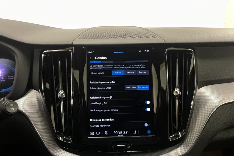 Volvo XC60 din 2021 cu 81.450 km - oferta VOL233797 - foto 17