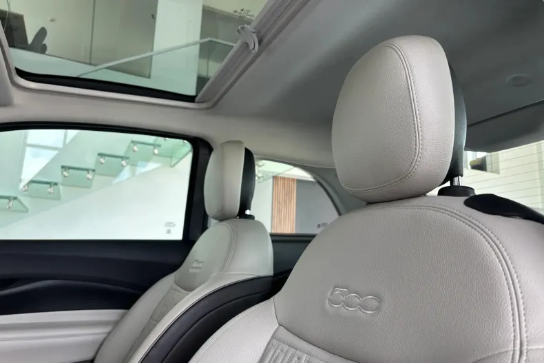 Fiat 500e din 2020 cu 13.500 km - oferta FIA233801 - foto 15