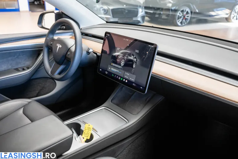 Tesla Model Y din 2023 cu 50.763 km - oferta TES233802 - foto 8