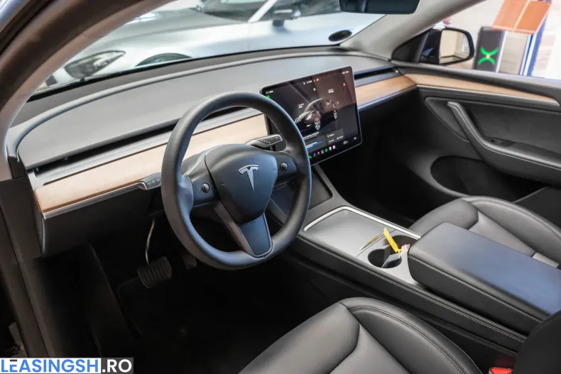 Tesla Model Y din 2023 cu 50.763 km - oferta TES233802 - foto 22