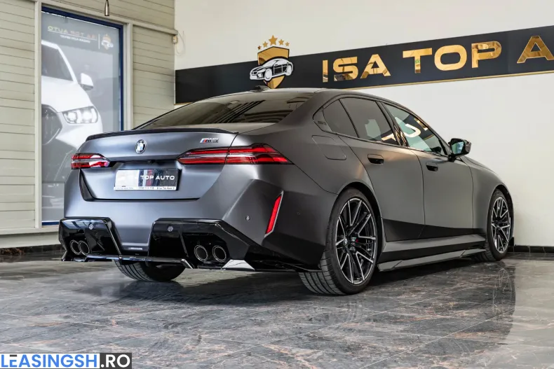 BMW M5 (Seria 5) din 2025 cu 3.627 km - oferta BMW233808 - foto 40