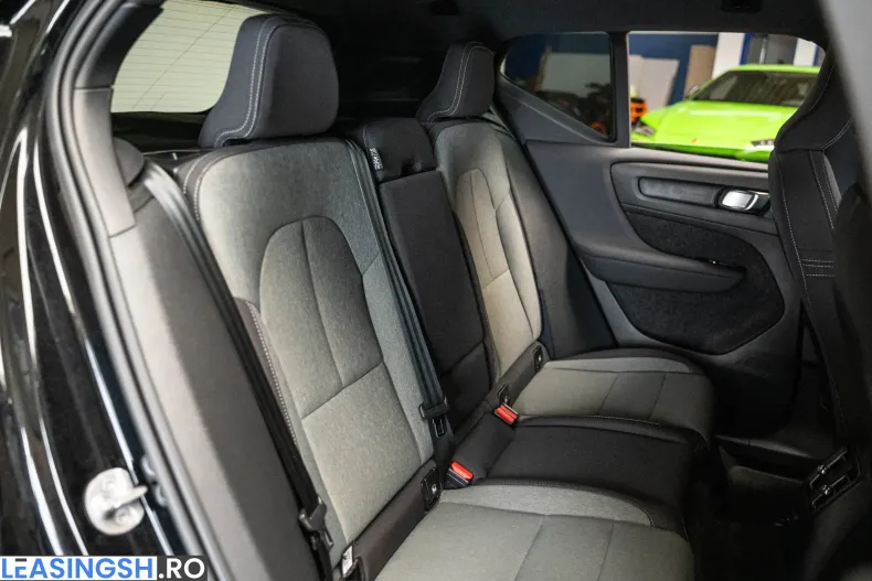 Volvo XC40 din 2022 cu 111.300 km - oferta VOL233809 - foto 7