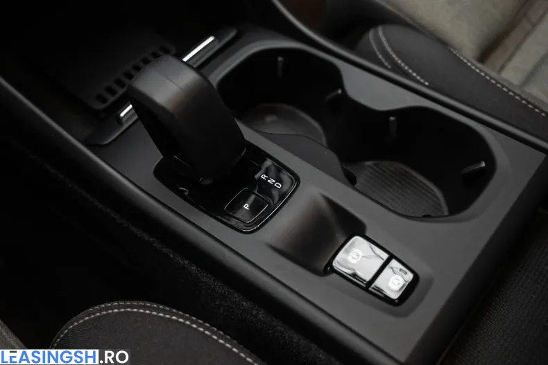 Volvo XC40 din 2022 cu 111.300 km - oferta VOL233809 - foto 15