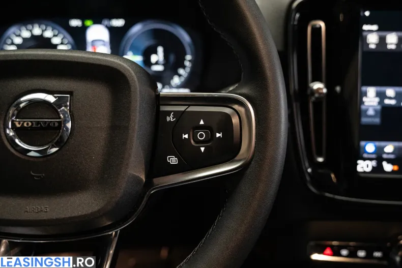 Volvo XC40 din 2022 cu 111.300 km - oferta VOL233809 - foto 22