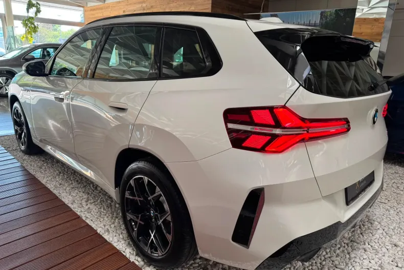 BMW X3 (Seria X) din 2025 cu 12.130 km - oferta BMW233819 - foto 6