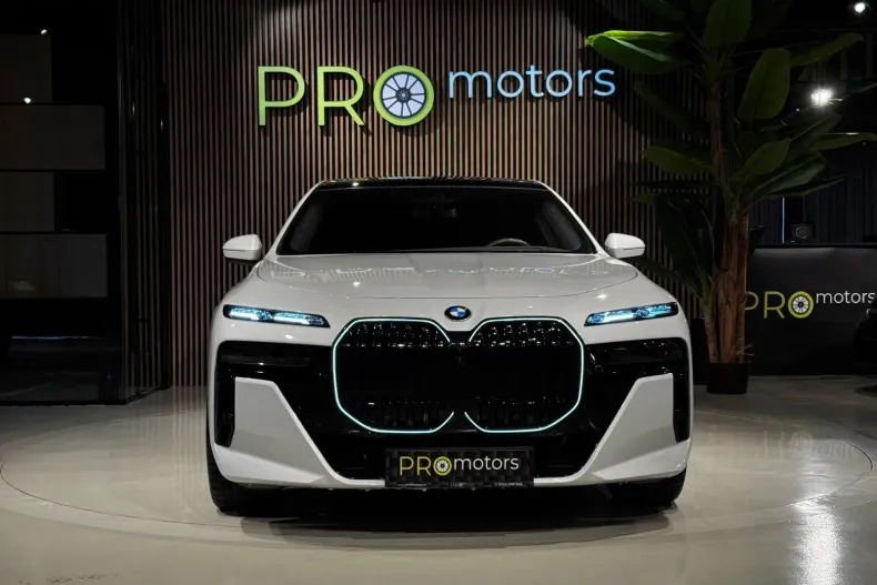 BMW 740d (Seria 7) din 2024 cu 60.000 km - oferta BMW233822 - foto 4