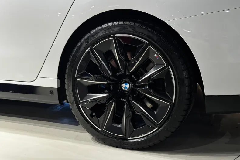 BMW 740d (Seria 7) din 2024 cu 60.000 km - oferta BMW233822 - foto 15