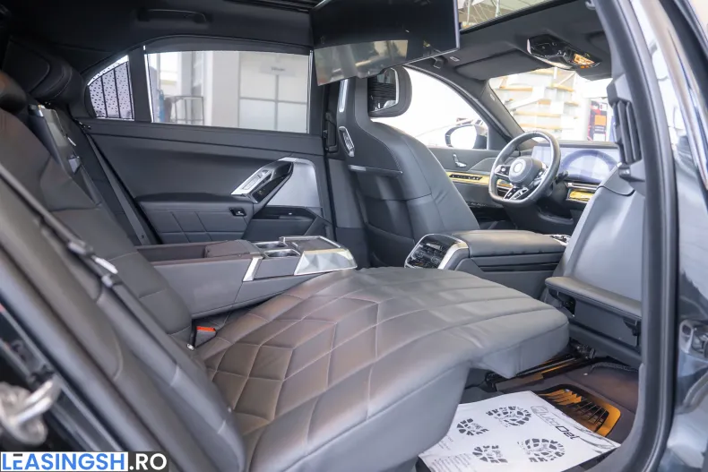 BMW 750e (Seria 7) din 2024 cu 51.900 km - oferta BMW233830 - foto 35