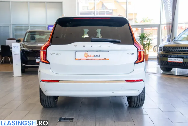 Volvo XC90 din 2025 cu 50 km - oferta VOL233833 - foto 13