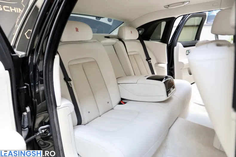 Rolls-Royce Ghost din 2023 cu 18.200 km - oferta ROL233840 - foto 12