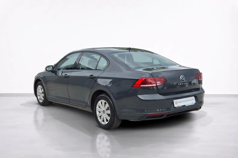 Volkswagen Passat din 2021 cu 41.220 km - oferta VOL233847 - foto 3