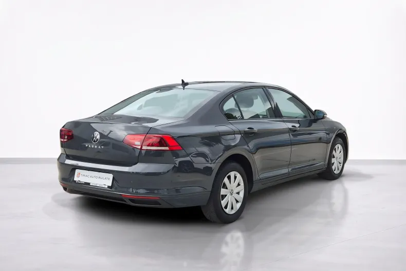 Volkswagen Passat din 2021 cu 41.220 km - oferta VOL233847 - foto 5