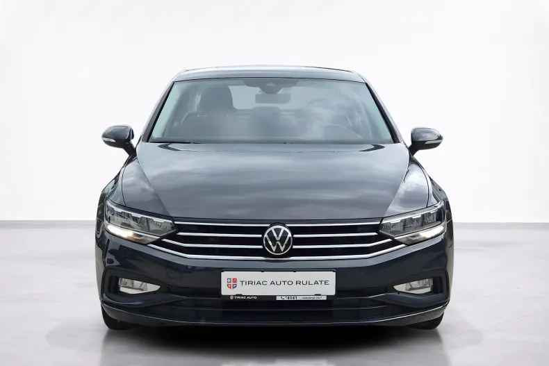 Volkswagen Passat din 2021 cu 41.220 km - oferta VOL233847 - foto 8