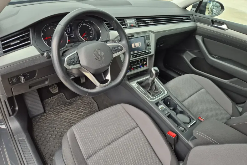 Volkswagen Passat din 2021 cu 41.220 km - oferta VOL233847 - foto 11