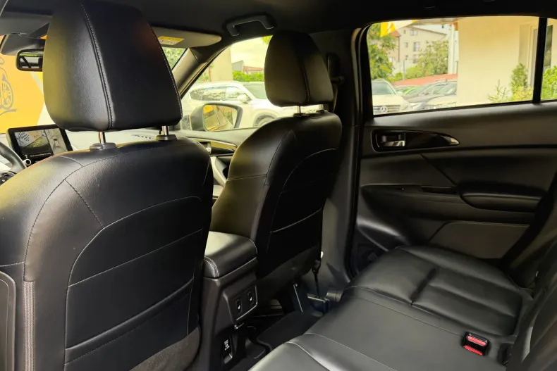 Mitsubishi Eclipse Cross din 2022 cu 52.148 km - oferta MIT233852 - foto 6