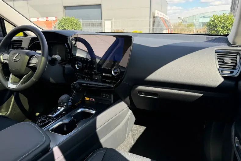 Lexus Seria NX din 2026 cu 1 km - oferta LEX233853 - foto 24