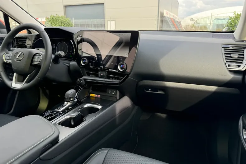 Lexus Seria NX din 2026 cu 1 km - oferta LEX233854 - foto 24