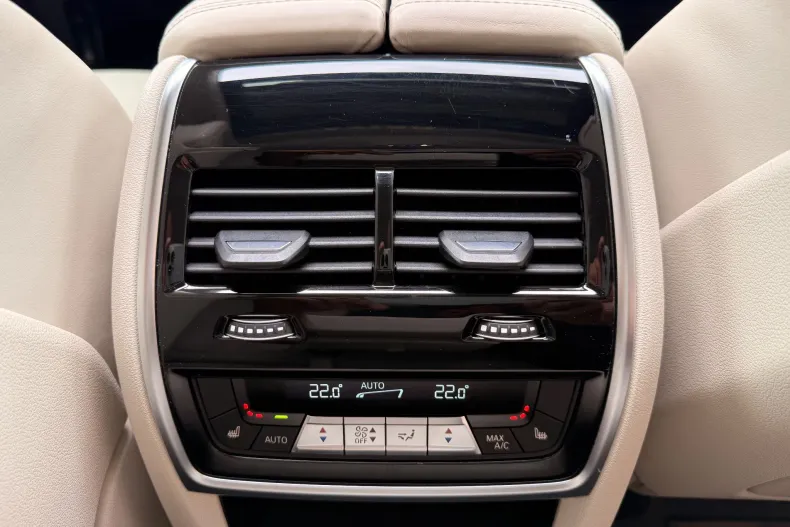 BMW X6 (Seria X) din 2020 cu 81.300 km - oferta BMW233860 - foto 19