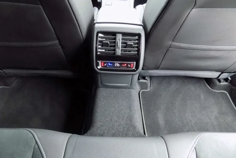 Volkswagen Arteon din 2023 cu 35.220 km - oferta VOL233886 - foto 31