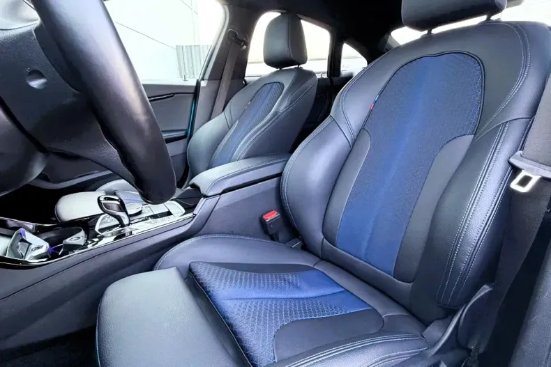 BMW 218i (Seria 2) din 2023 cu 49.700 km - oferta BMW233887 - foto 7