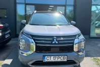 Mitsubishi Outlander din 2024 cu 7.137 km - oferta MIT233892 - foto 2