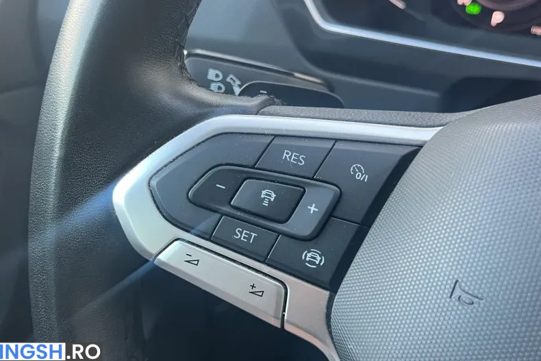 Volkswagen Tiguan din 2022 cu 50.118 km - oferta VOL233902 - foto 15