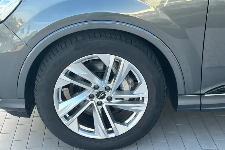 Audi Q7 din 2022 cu 70.230 km - oferta AUD233904 - foto 4